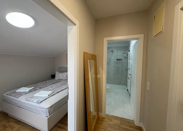 Apartman Anita 3 *