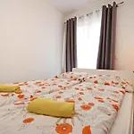 Anita 3