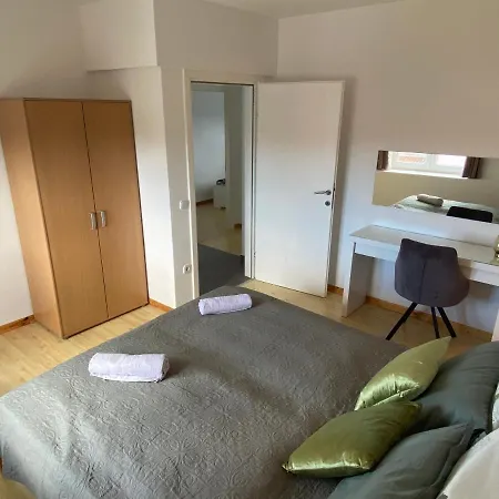 Apartment Anita 3 *