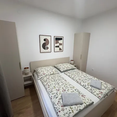 Anita 3 아파트
