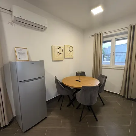 Anita 3 Appartement *