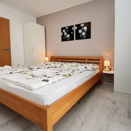 Apartment Anita 3 Porec